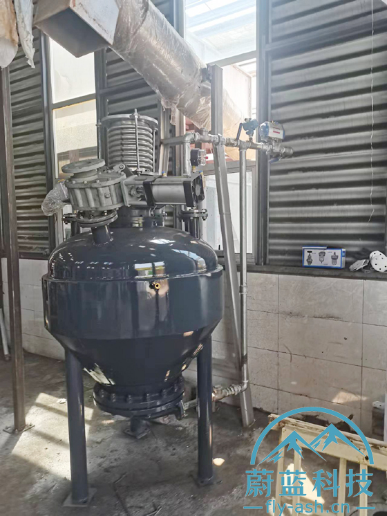 上引式倉泵-湖南蔚藍環保.jpg 上引式倉泵-湖南蔚藍環保.jpg